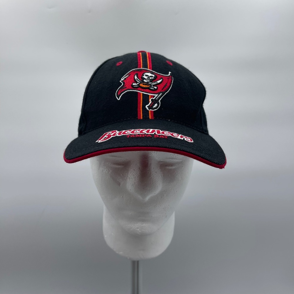 Twins Enterprise Black NFL Tampa Bay Buccaneers Cap OSFA Adjustable Hat RN70547